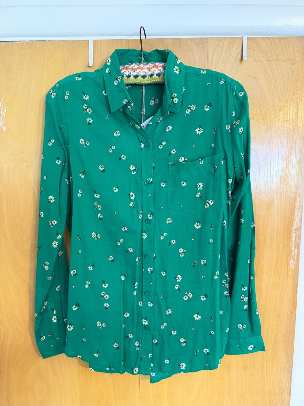 beachlunchlounge Green Floral Button-Down Shirt